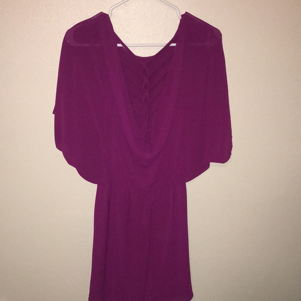 E Leigh’s Lost April burgundy Mini w/ Open Criss Cross Back S EUC